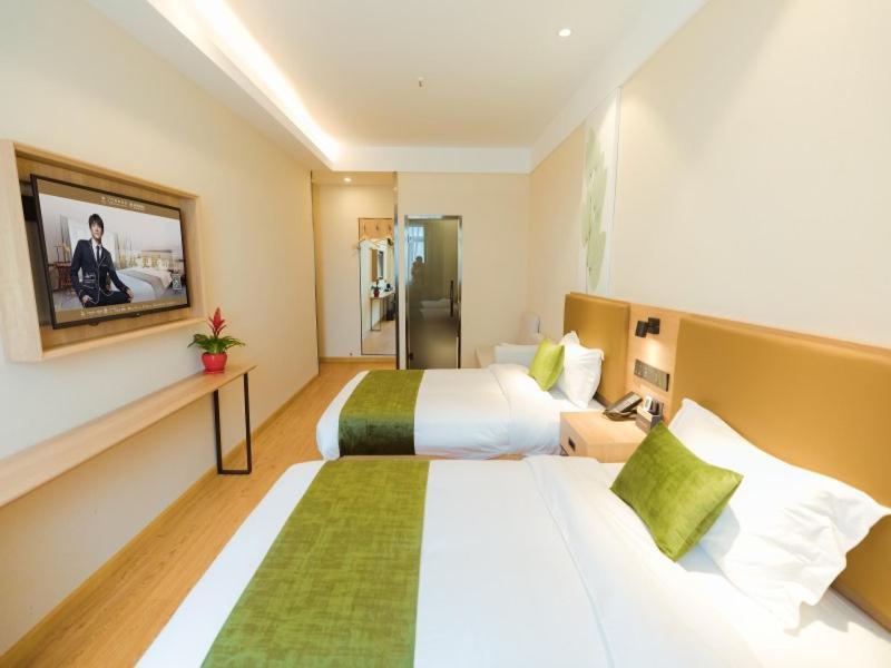 Greentree Inn Shanghai Huangxing Park Subway Station Express Hotel Xangai Exterior foto